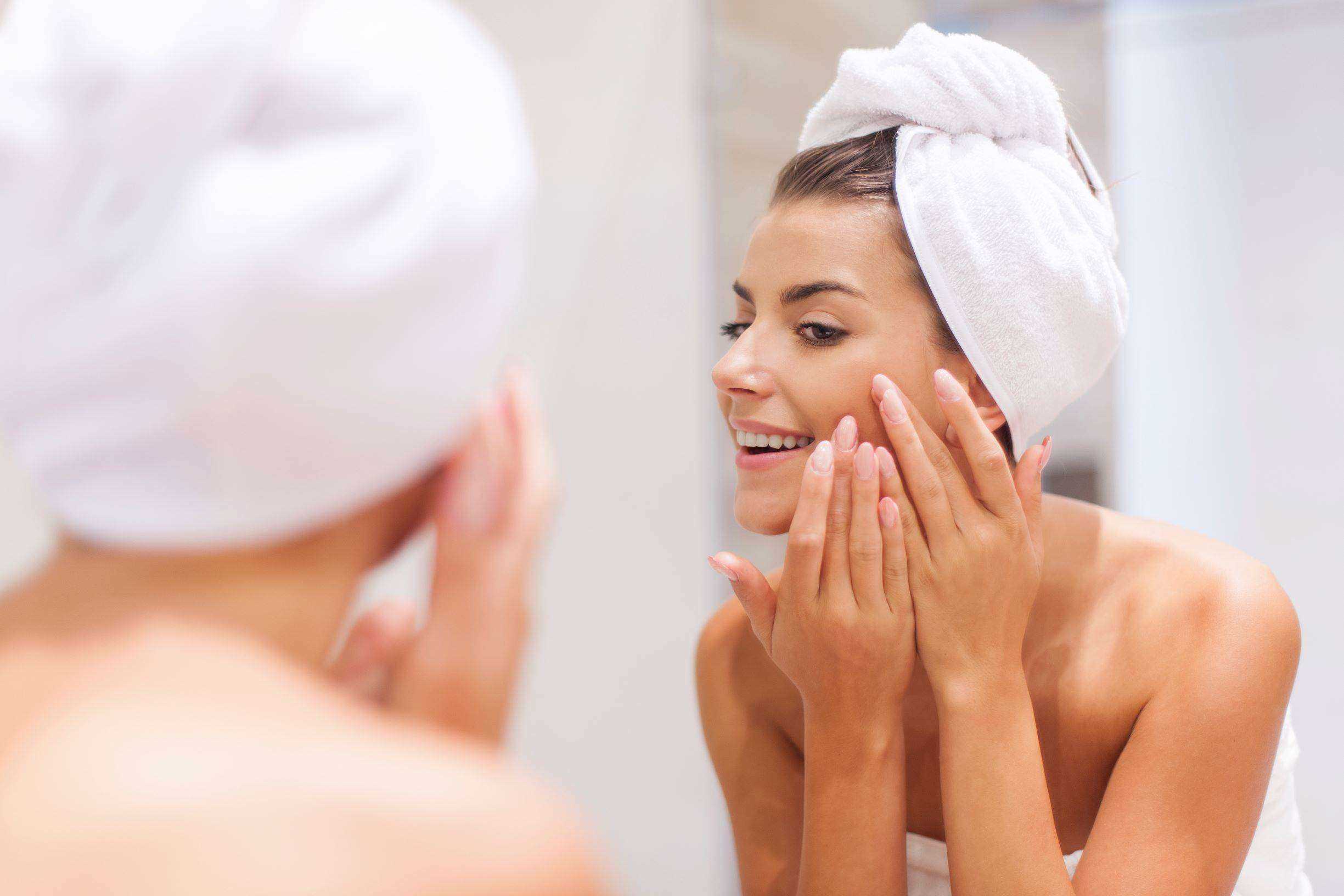3-beneficios-del-alumbre-en-el-rostro-alosnatural